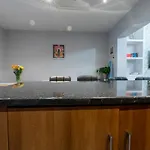 3 Bedroom And Garden In North Casa de Férias *