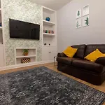 3 Bedroom And Garden In North Casa de Férias