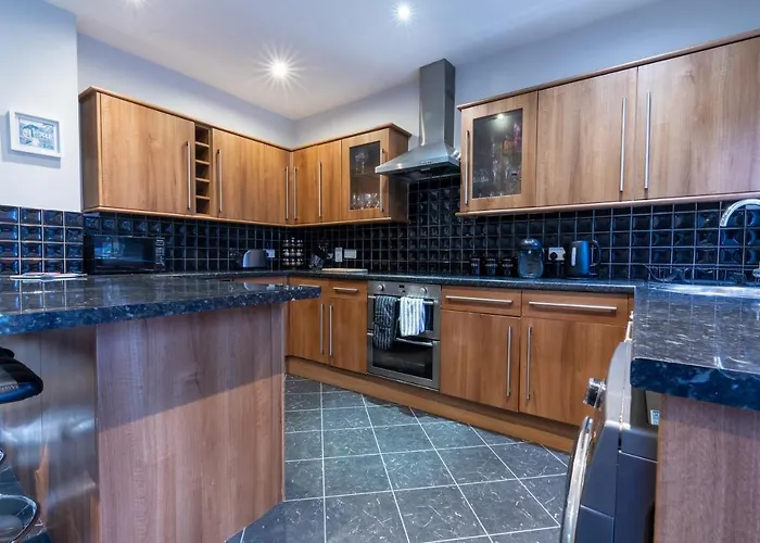 3 Bedroom And Garden In North Bristol