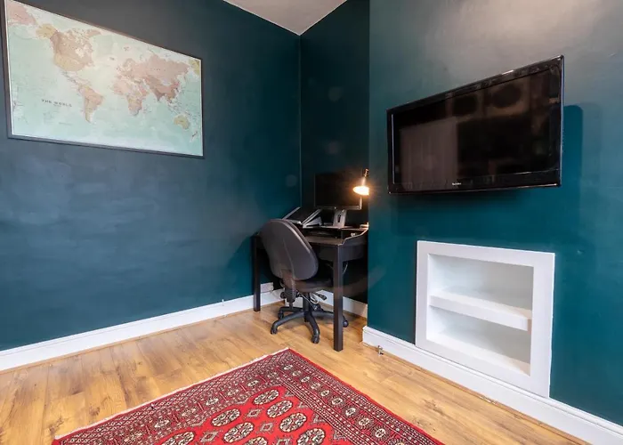 3 Bedroom And Garden In North Сasa de vacaciones *